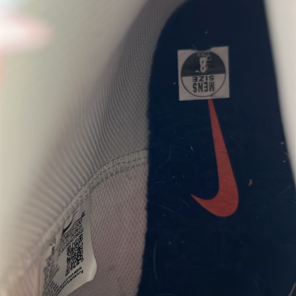 Men’s Nike Blazer Sneakers - Picture 8 of 10